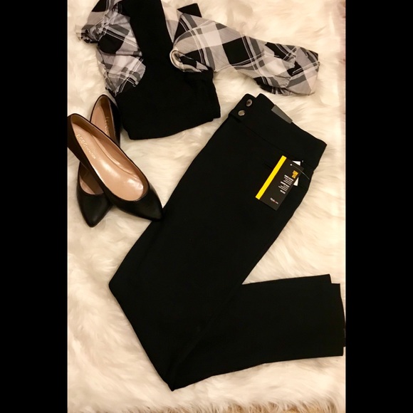 🛍🍁Style & Co Black Slim Leg Pants🍁🛍 - Picture 1 of 5